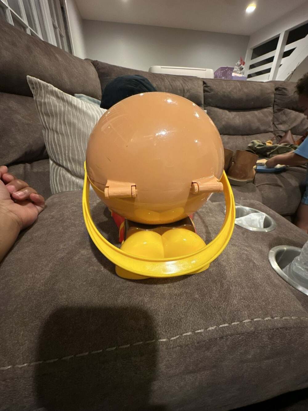 Anpanman Character Head Storage Bucket Container with Handle - Picture 4 of 7
